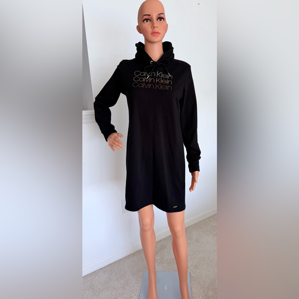 Calvin Klein Black Long-Sleeve Logo Nightshirt with Gold Accent